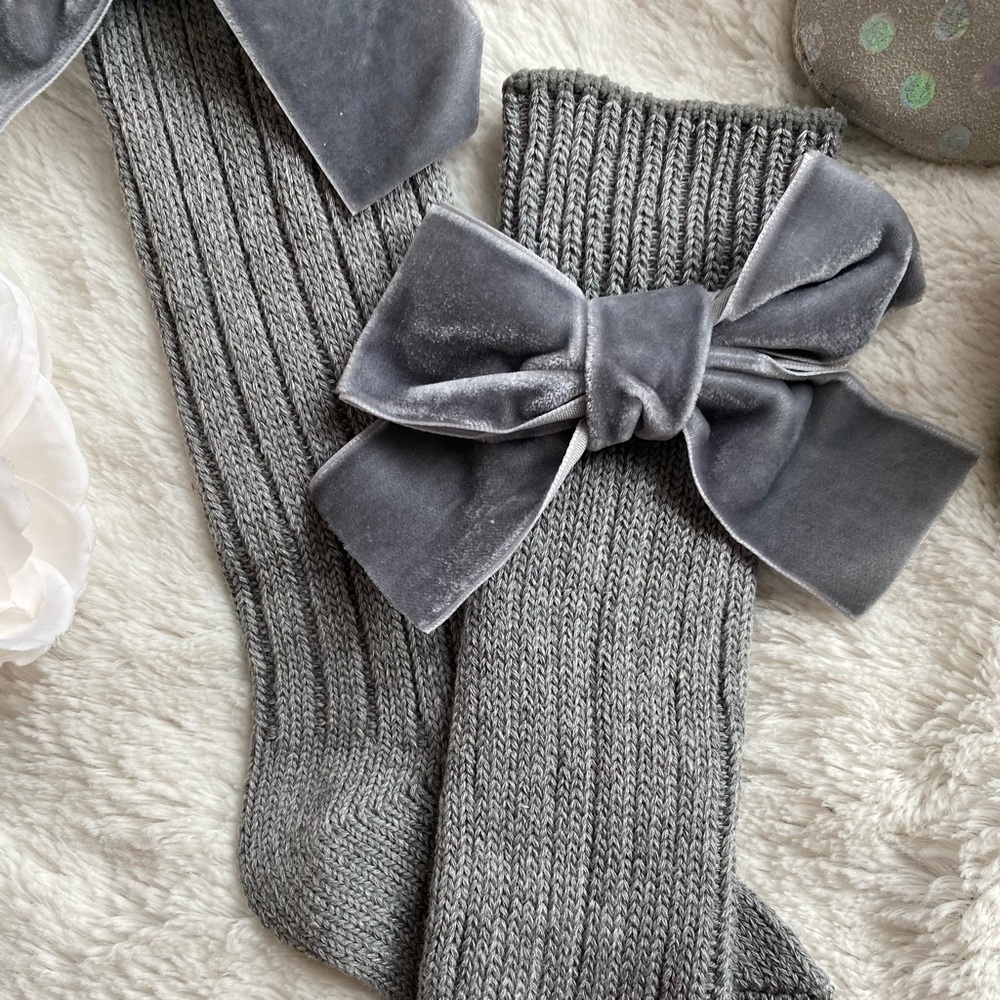 β¨SOLDβ¨Baby Girl Knee High Socks With Bow π - Picture 3 of 6